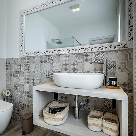 Apartment Yd Stunning Terrace On The Accademia Florenz