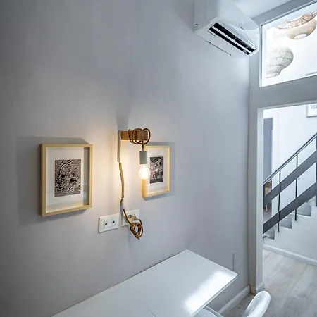 Apartment Yd Stunning Terrace On The Accademia Florenz
